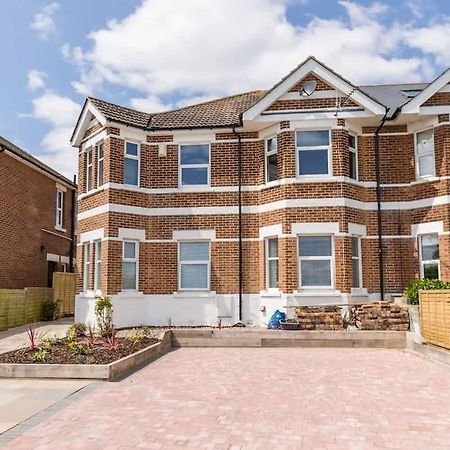 Park Lake View Poole Ngoại thất bức ảnh